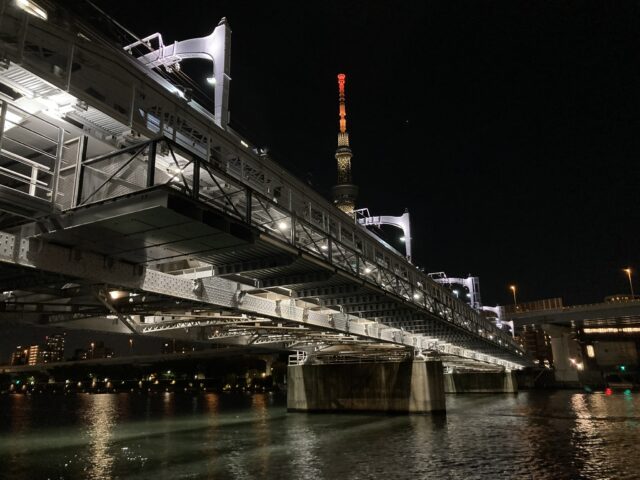 夜景がきれいな隅田川テラスのランニングコース