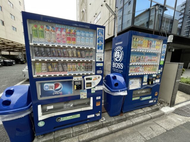 隅田川テラスで使いやすいキャッシュレス自販機